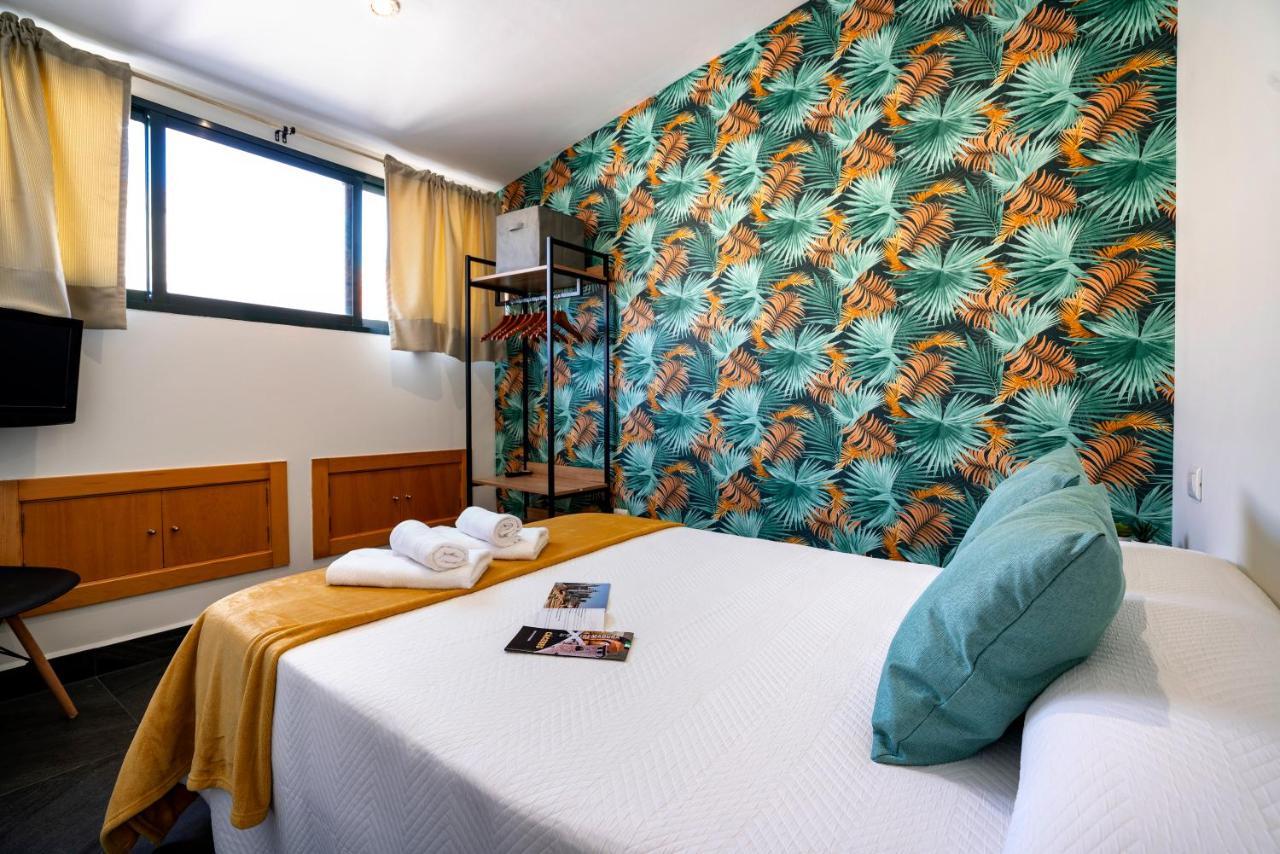 Apartamentos Caceres Historico Centro Екстериор снимка