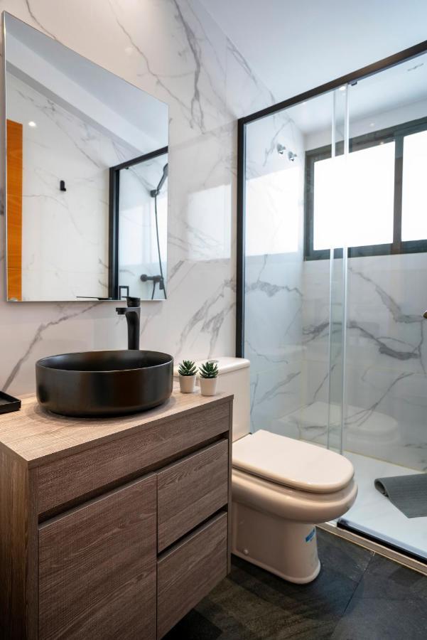 Apartamentos Caceres Historico Centro Екстериор снимка