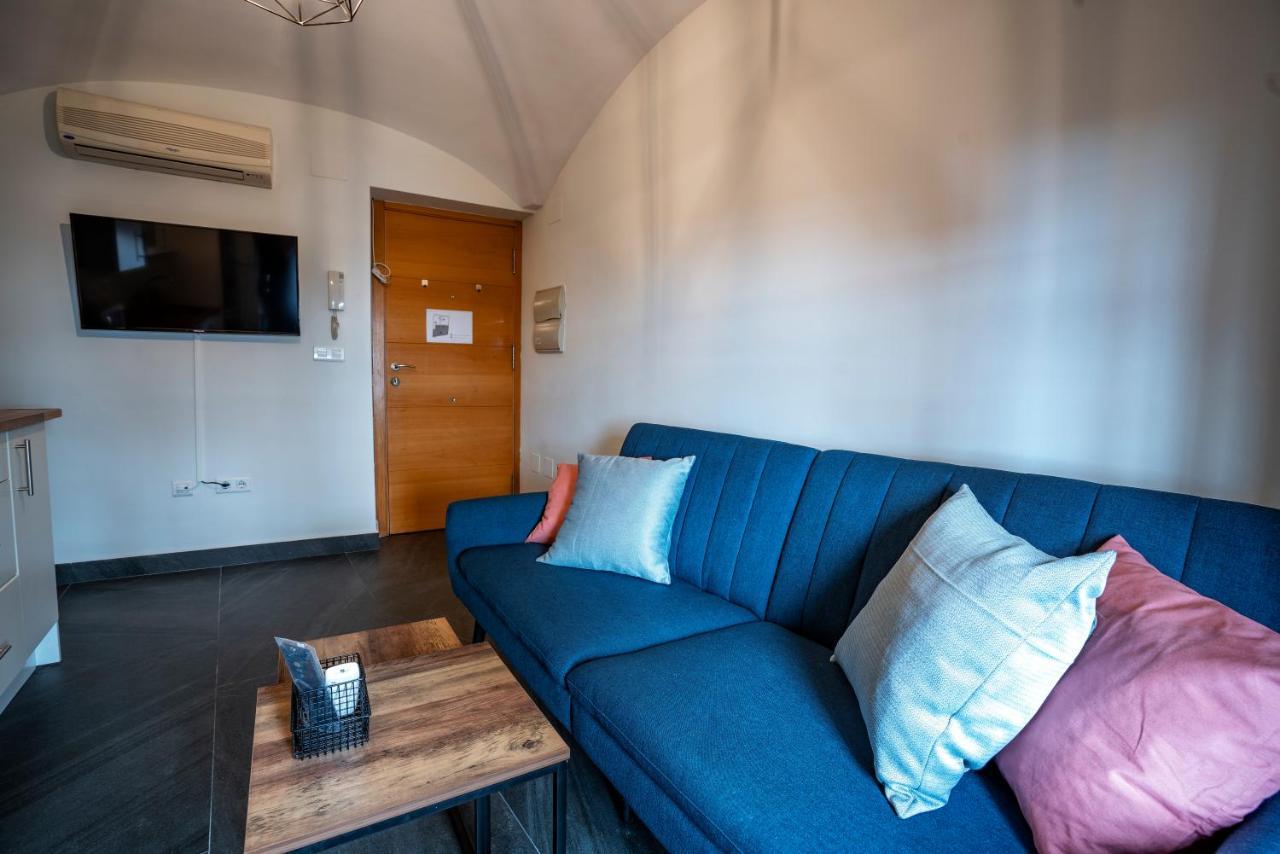 Apartamentos Caceres Historico Centro Екстериор снимка